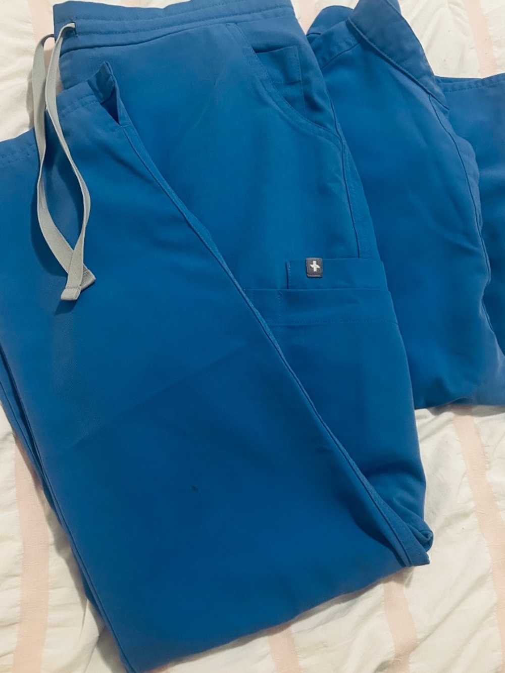 Figs Ceil Blue Scrub Set